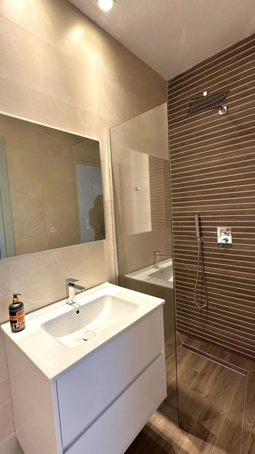 Tirana Central Rooms Экстерьер фото