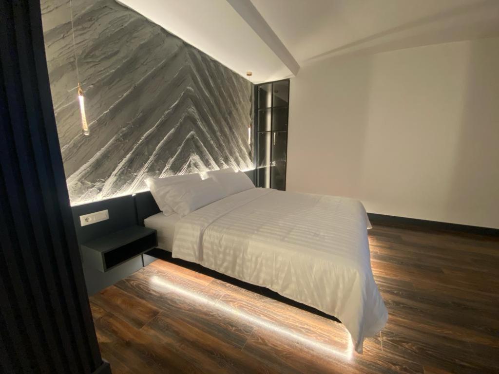 Tirana Central Rooms Экстерьер фото