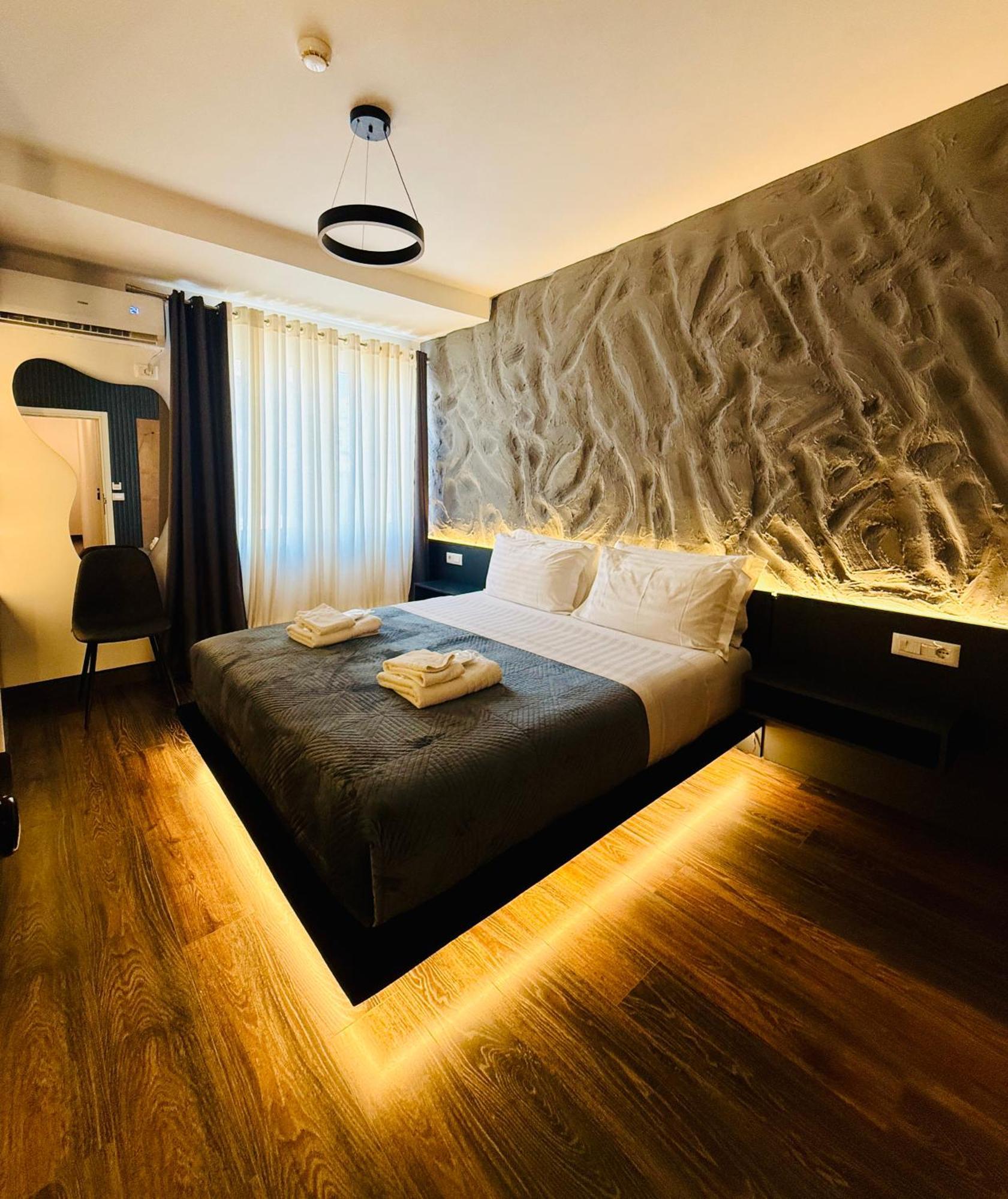 Tirana Central Rooms Экстерьер фото